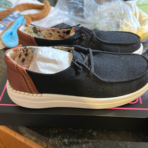 Corkys kayak shoes - new size 7 - Picture 2 of 5